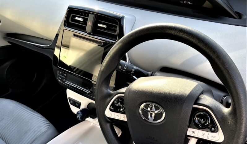 2018 Toyota Prius 1.8 VVT-i Active (68 Reg) full