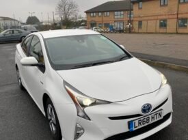 Toyota Prius 1.8 VVT-h Active CVT (s/s) 5dr 2018 (68)