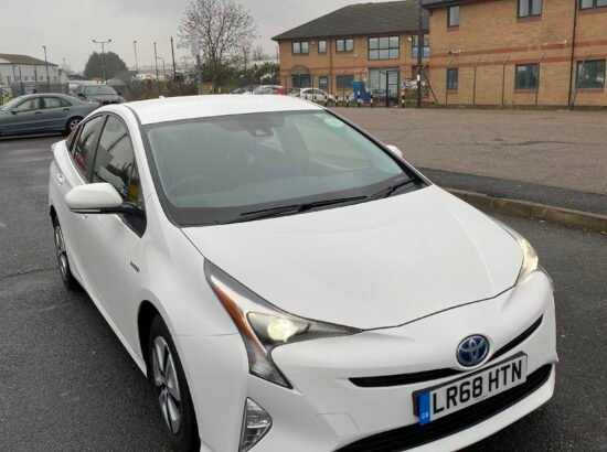 Toyota Prius 1.8 VVT-h Active CVT (s/s) 5dr 2018 (68)