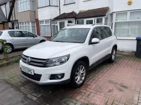 Volkswagen Tiguan 2.0 TDI BlueMotion Tech SE SUV 5dr Diesel DSG 4WD Euro 5 (s/s) (140 ps)